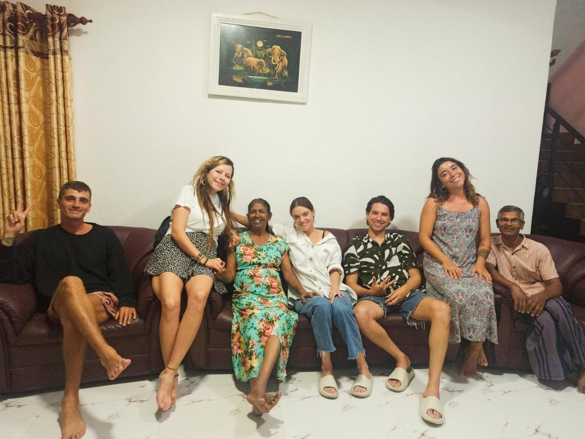 Maneesha Guest House Weligama Eksteriør bilde